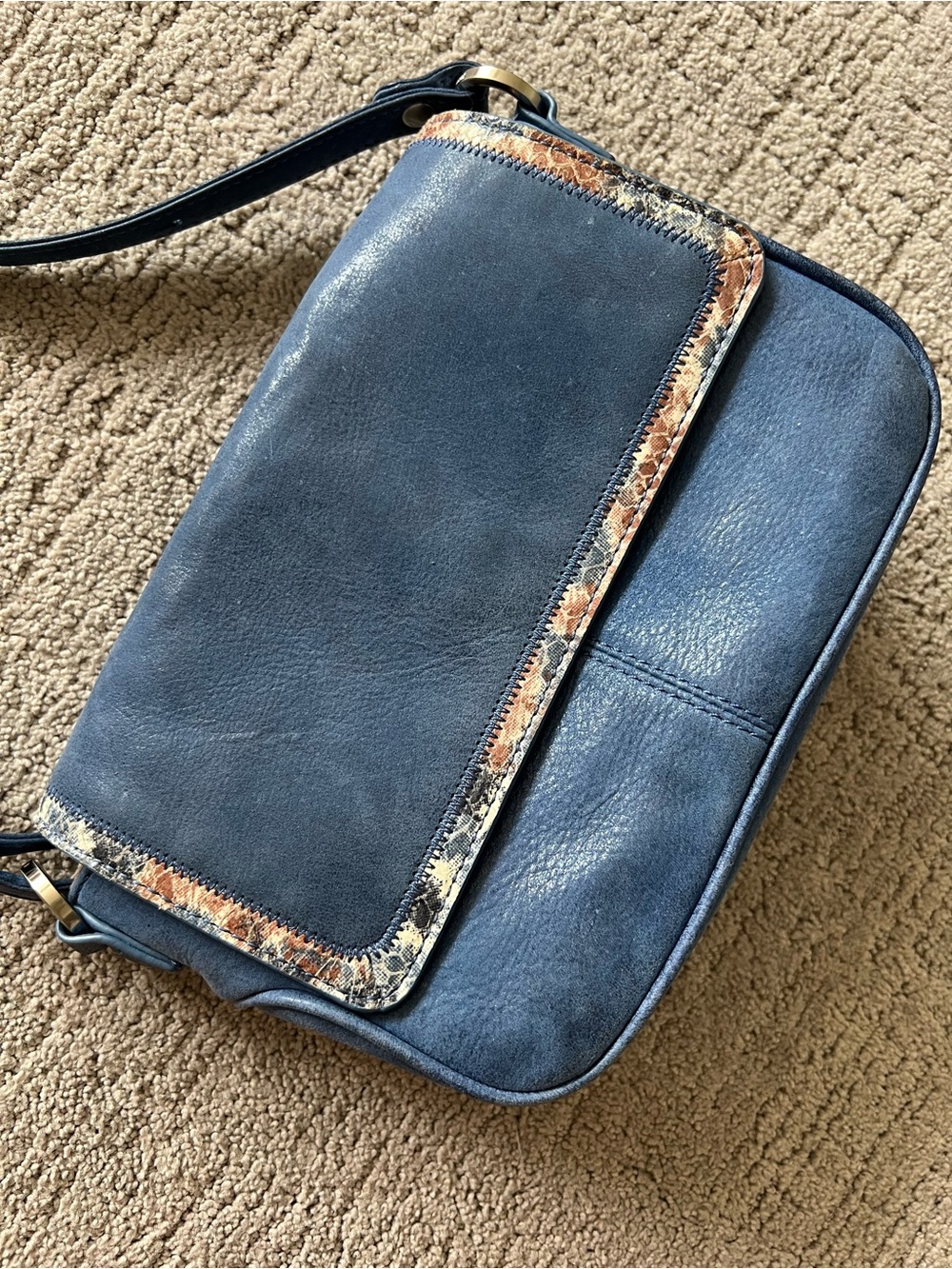 HOBO Blue Shiny Leather Crossbody Bag - Picture 10 of 16